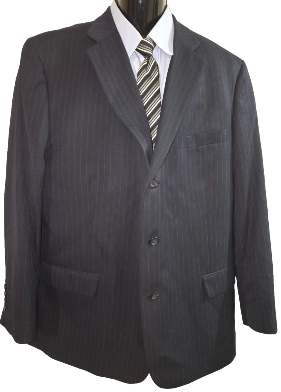 Merona Men’s Gray Dark Pinstripe Classic Style Blazer Jacket Size 48R M021